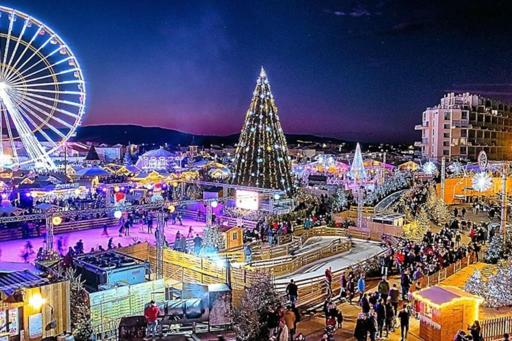 A 500 M De La Plage, Tout Confort Avec Wifi Le Barcarès Extérieur photo