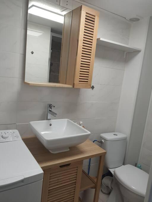 A 500 M De La Plage, Tout Confort Avec Wifi Le Barcarès Extérieur photo